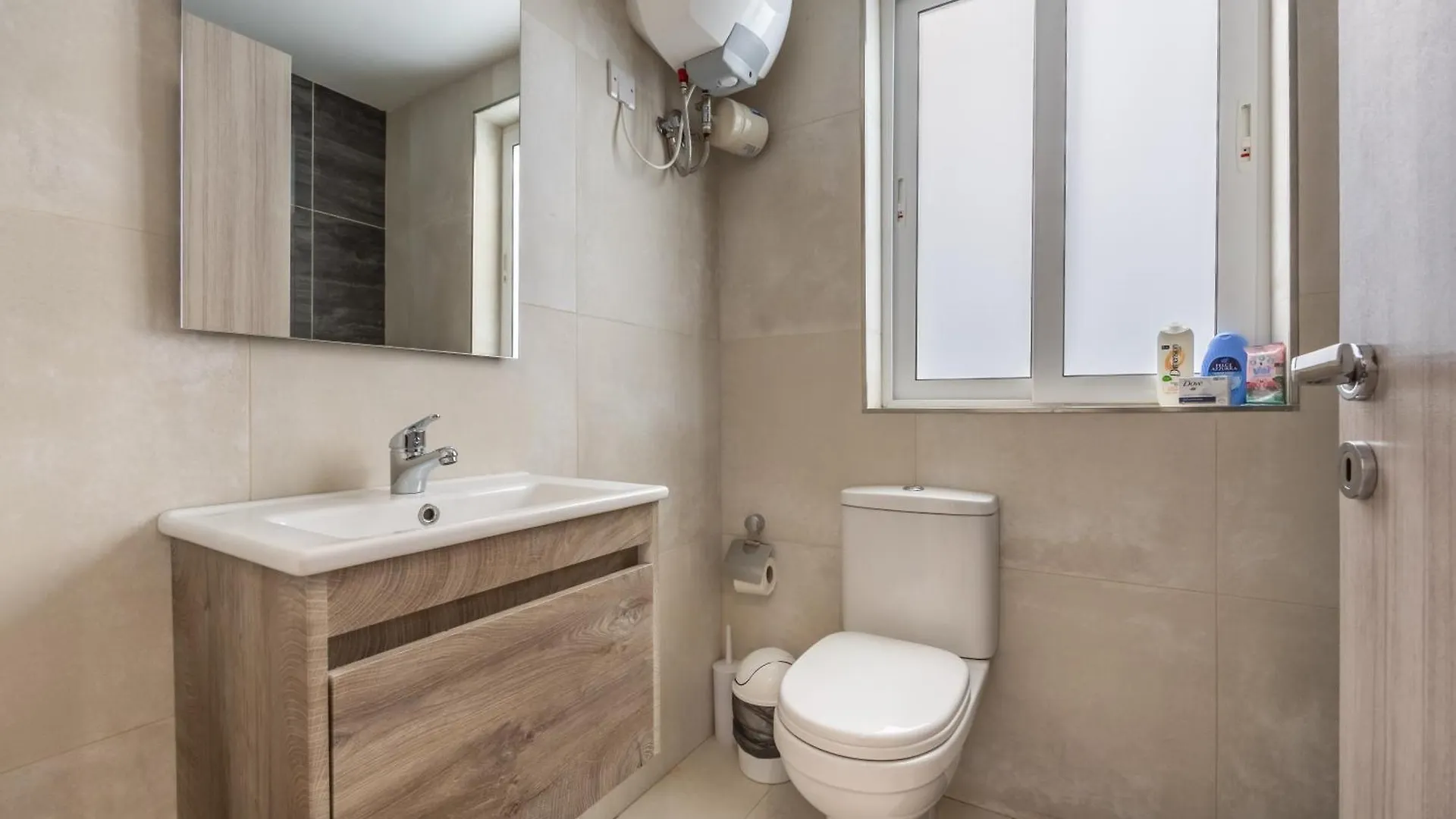 Ii-Kamra Ta Golu 5 Min Walk From St Julians Apartment San Gwann 0*,