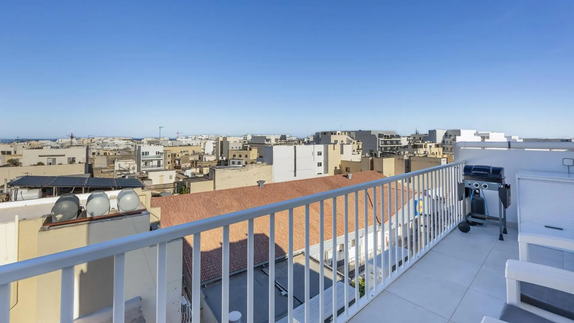 Ii-Kamra Ta Golu 5 Min Walk From St Julians contacts